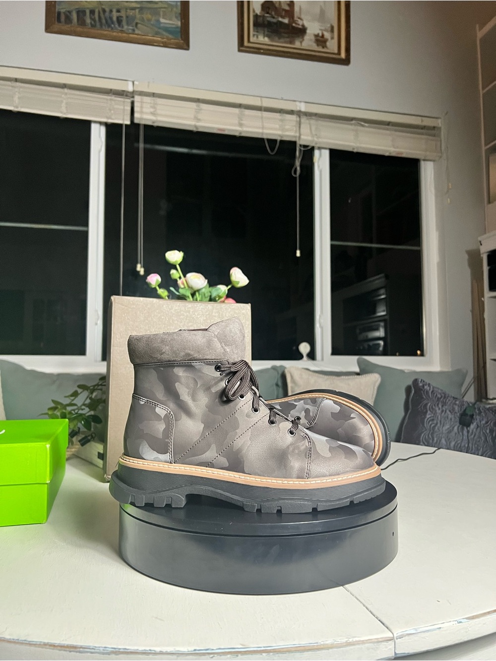 Gorgeous Womens Linea Paulo Grey Camo Lace-Up Combat Boots